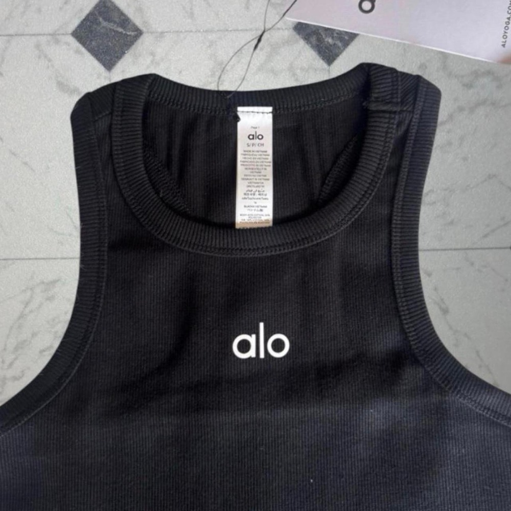 Alo Yoga Aspire Ribbed Cropped Tank Top Womens M Black Racerback NWT